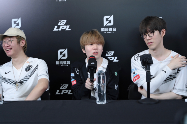 如今在现代 如今在现代