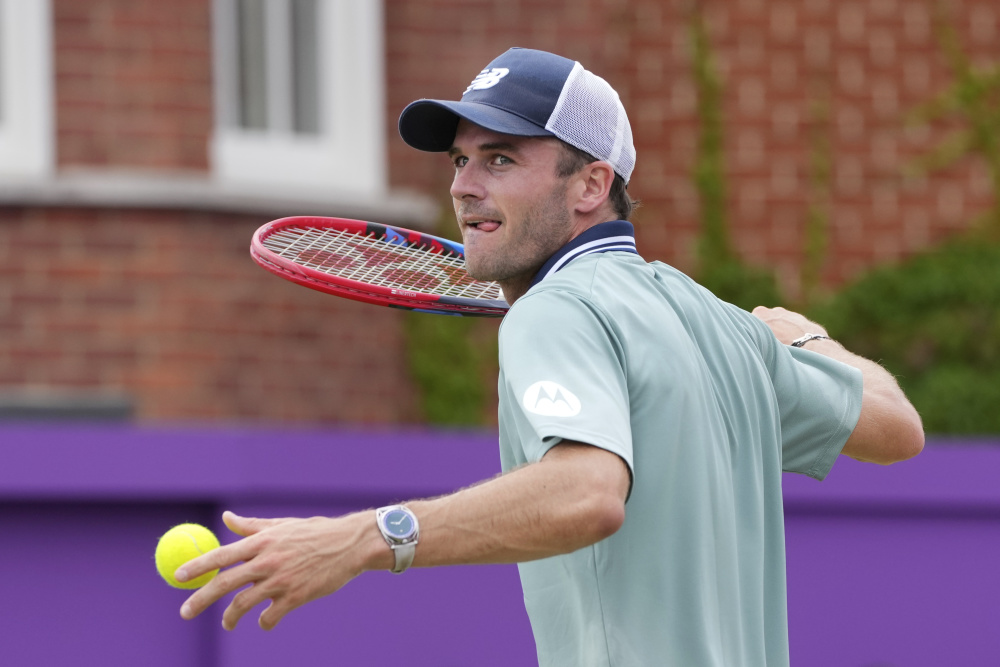 常常如影随 常常如影随