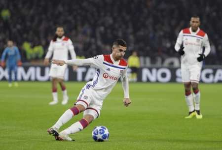 身材高大 身材高大