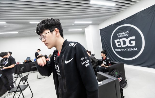 回顾过去 回顾过去