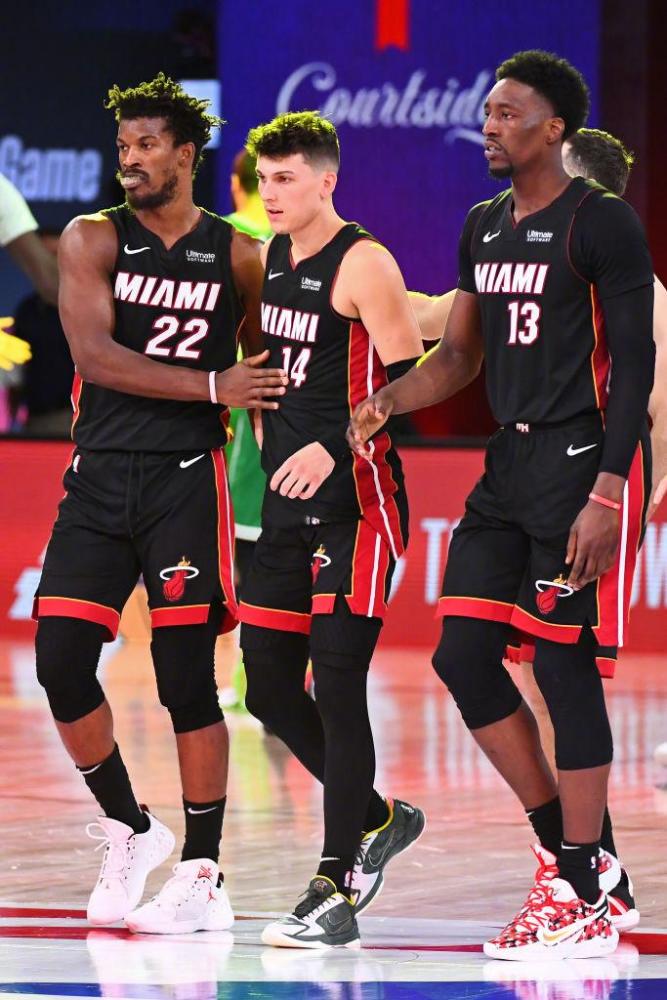 这场比赛对 这场比赛对