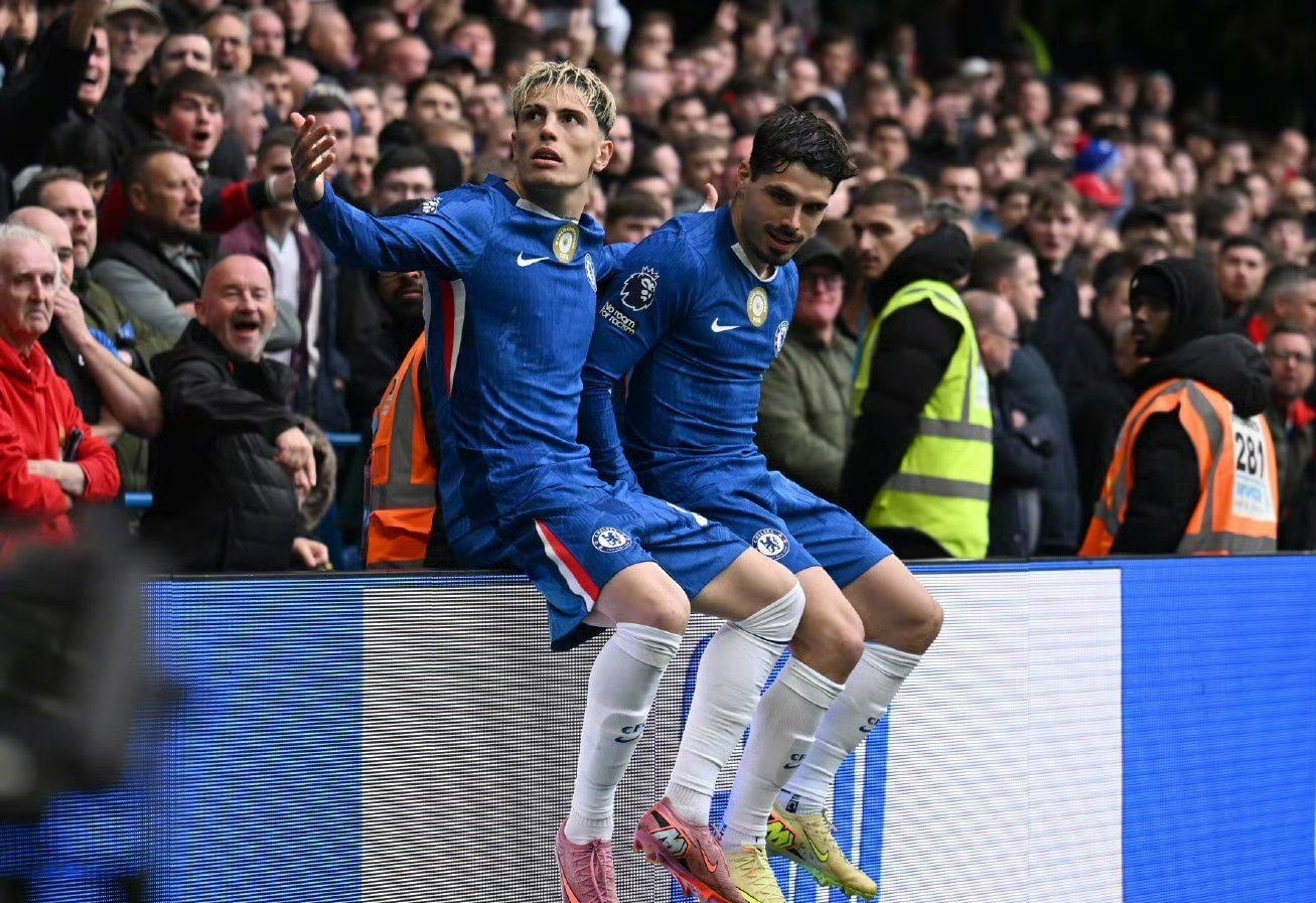 凭借装备优 凭借装备优