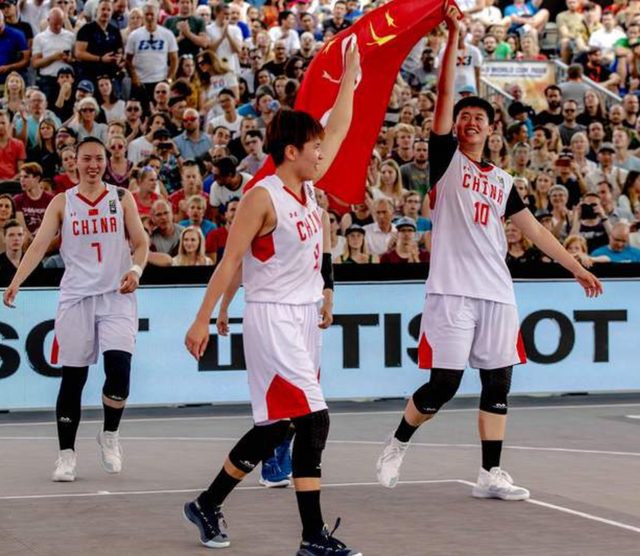 敲响警钟 敲响警钟