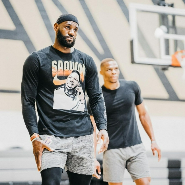 是连接器型 是连接器型